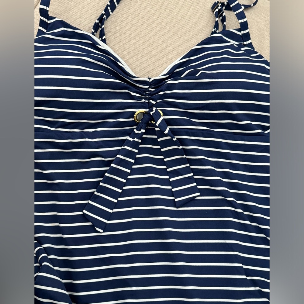 NWT BEACH swimsuit by Melissa Odabash - Picture 5 of 6